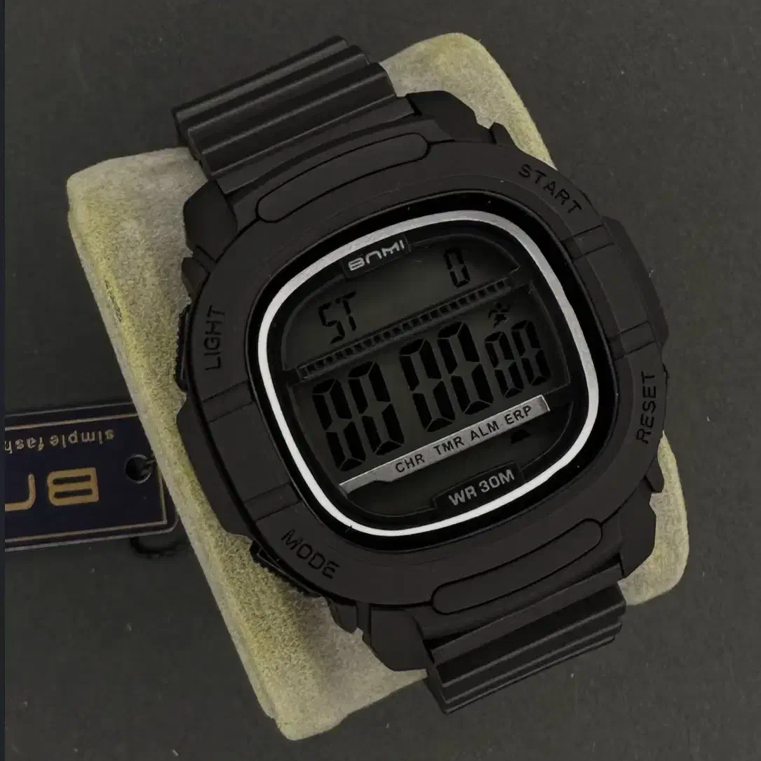 ساعت های شرکتی بنمی  BNMI|ساعت|اصفهان, آزادگان|دیوار