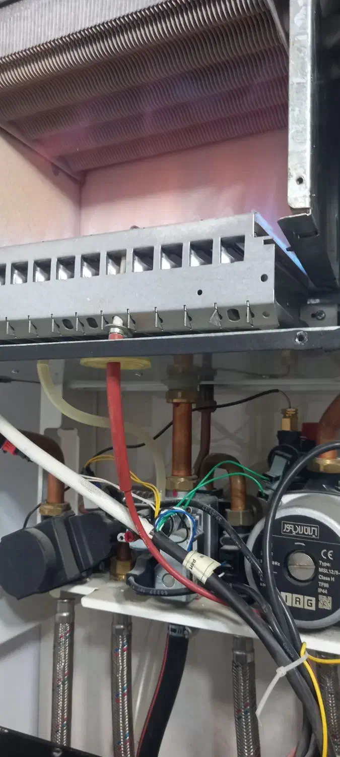 تعمیرات‌نصب‌پکیج‌آبگرمکن‌بخاری‌‌شیرآلات|خدمات پیشه و مهارت|تبریز, |دیوار