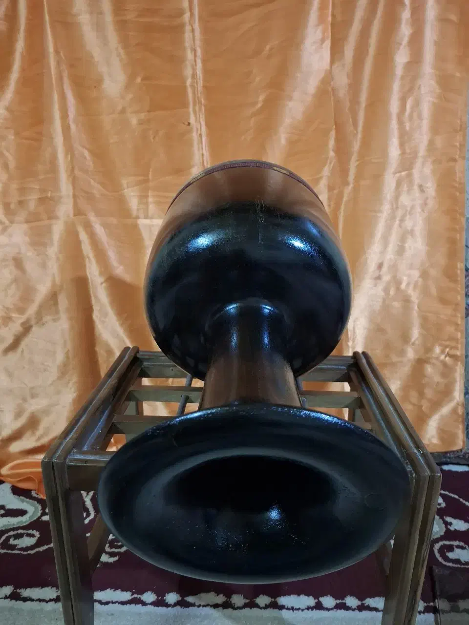 تمبک شیرانی (شاهنگ)|سازهای سنتی|خرم‌آباد, |دیوار