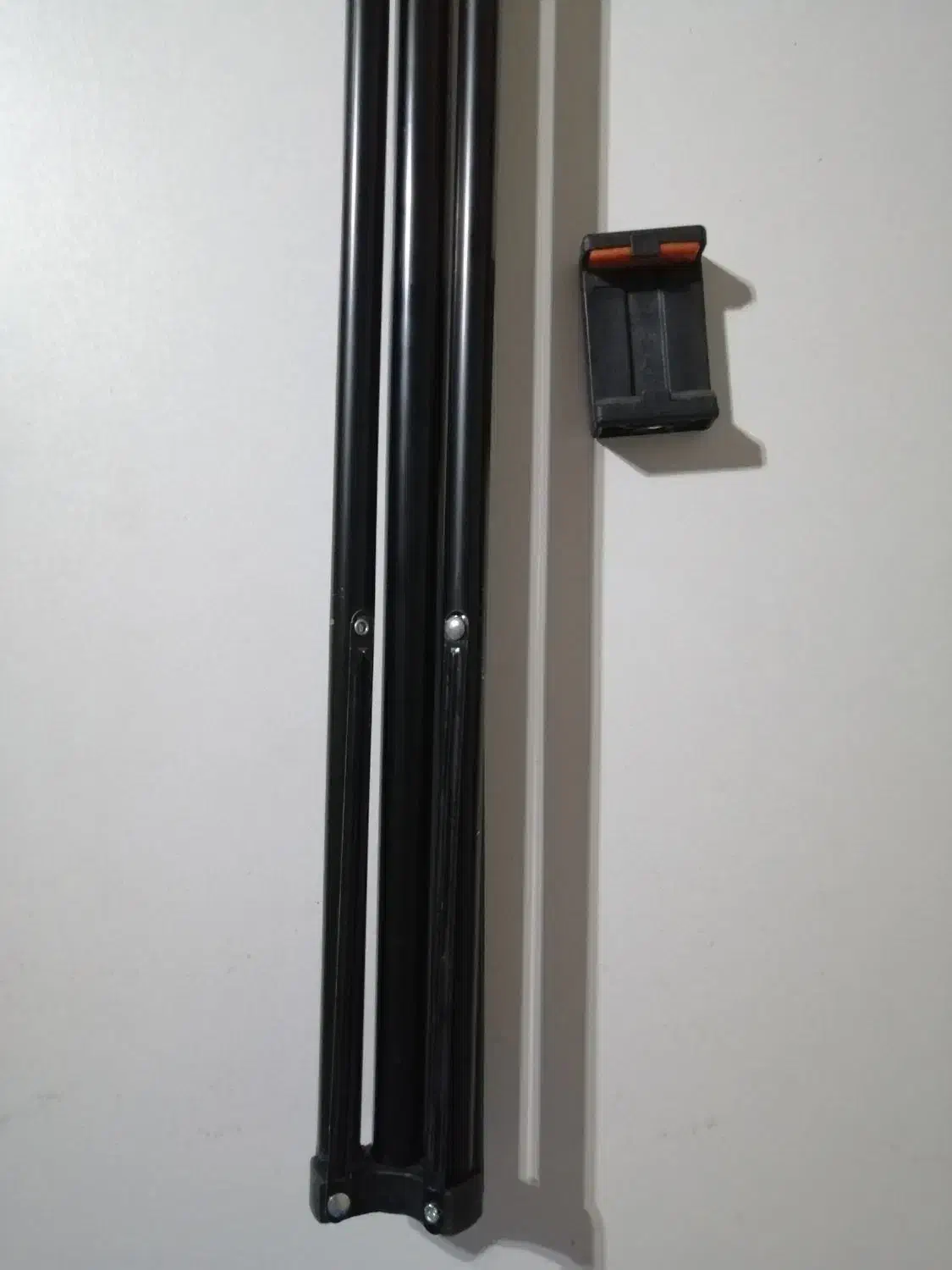 سه پایه فلزی 210 سانتیمتری (قابل تنظیم) موبایل|لوازم جانبی موبایل و تبلت|سبزوار, کاشفی شمالی (دادگستری)|دیوار