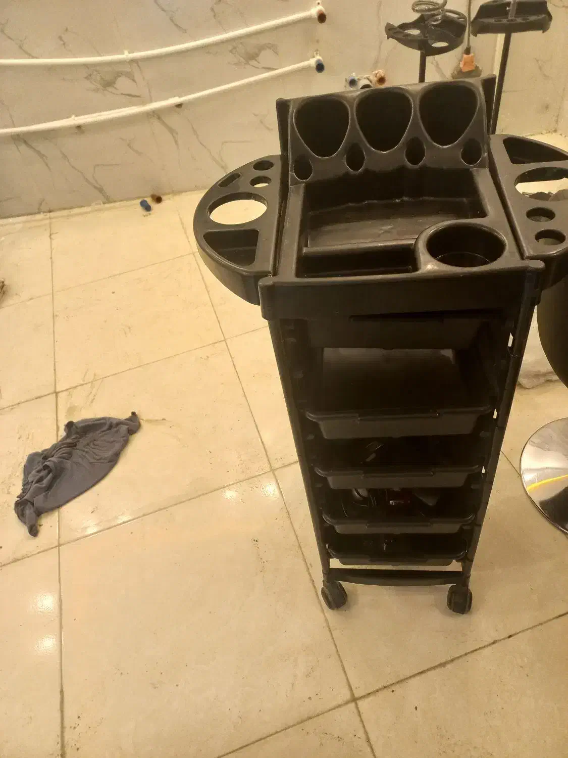 فروش تجهیزات آرایشگاهی|آرایشگاه و سالن‌های زیبایی|چمستان, |دیوار