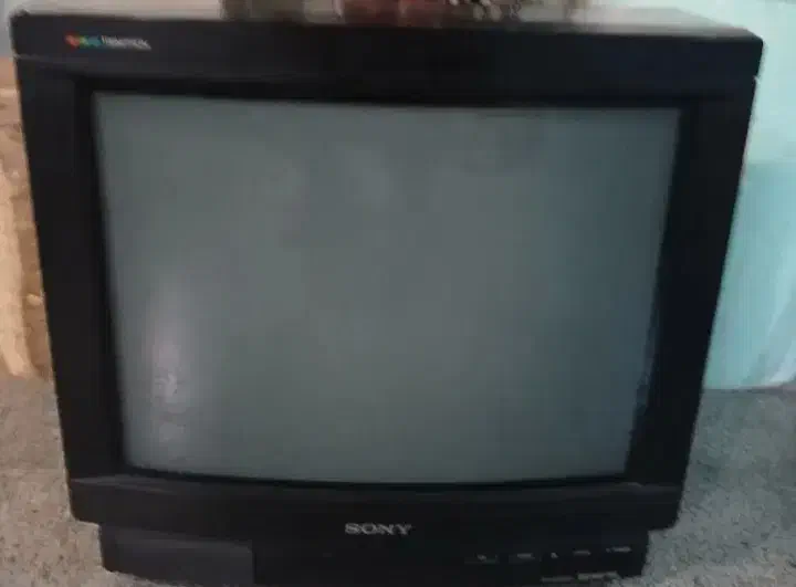 تلوزیون های قدیمی و مانیتور|تلویزیون و پروژکتور|قم, باغ کرباسی|دیوار