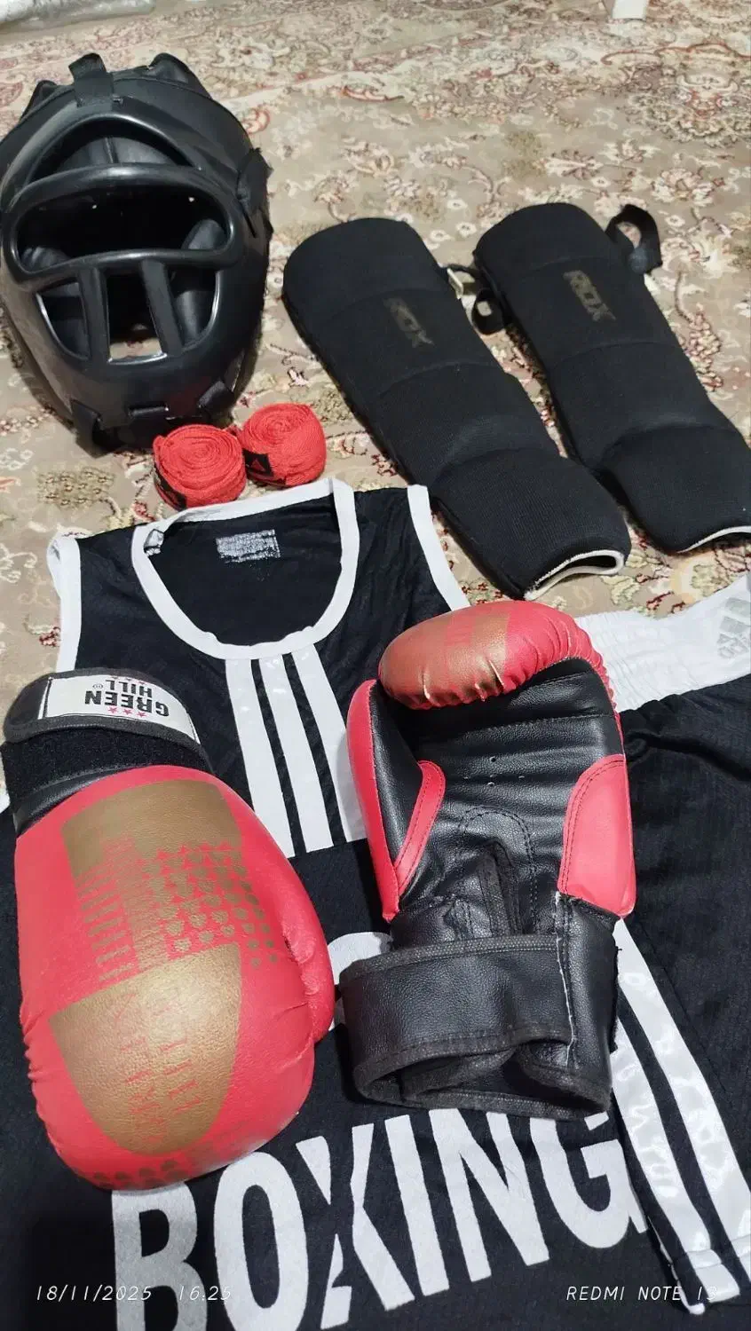 ست ورزشی کیک بوکسینگ|تجهیزات ورزشی|پاکدشت, شهرک امام رضا|دیوار