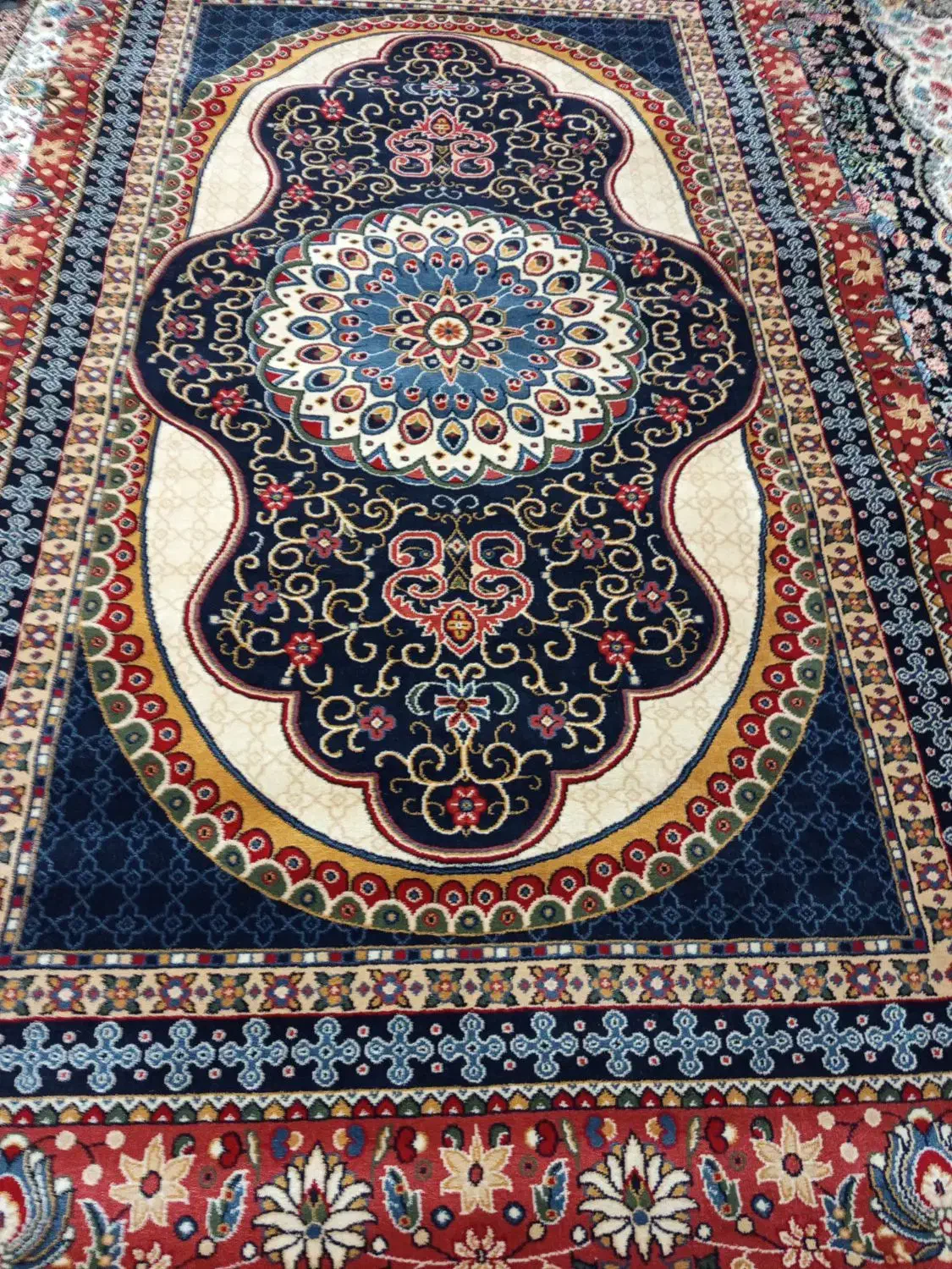 فرش ماشینی 280در165 این اندازه درست است|فرش|کرج, کمالشهر|دیوار