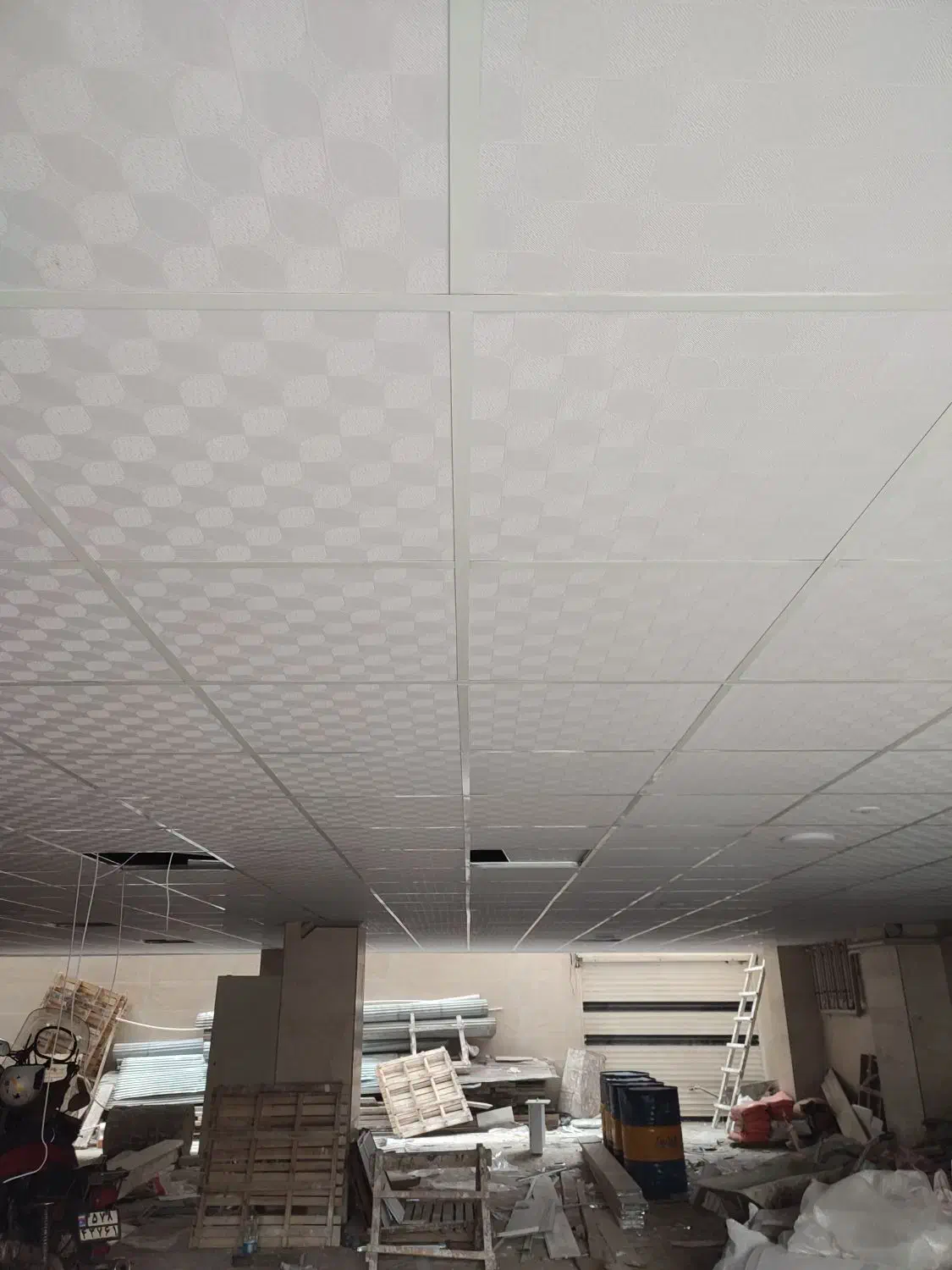 نیروی کناف ساده یا برشکار و دست به ابزار|استخدام معماری، عمران و ساختمانی|رشت, گلسار|دیوار