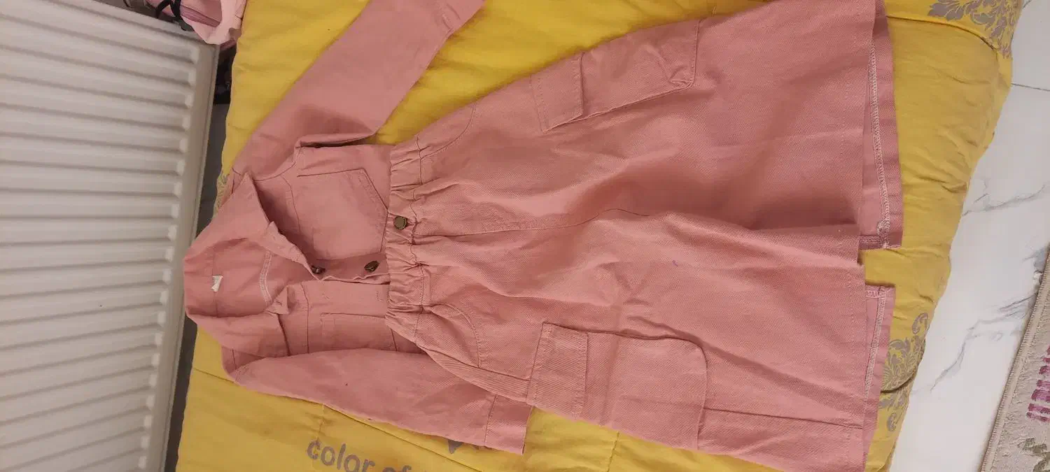 ی سری لباس در حد نو برای سن ۴ تا ۵ سال بفروش میرسد|لباس|شاهرود, |دیوار