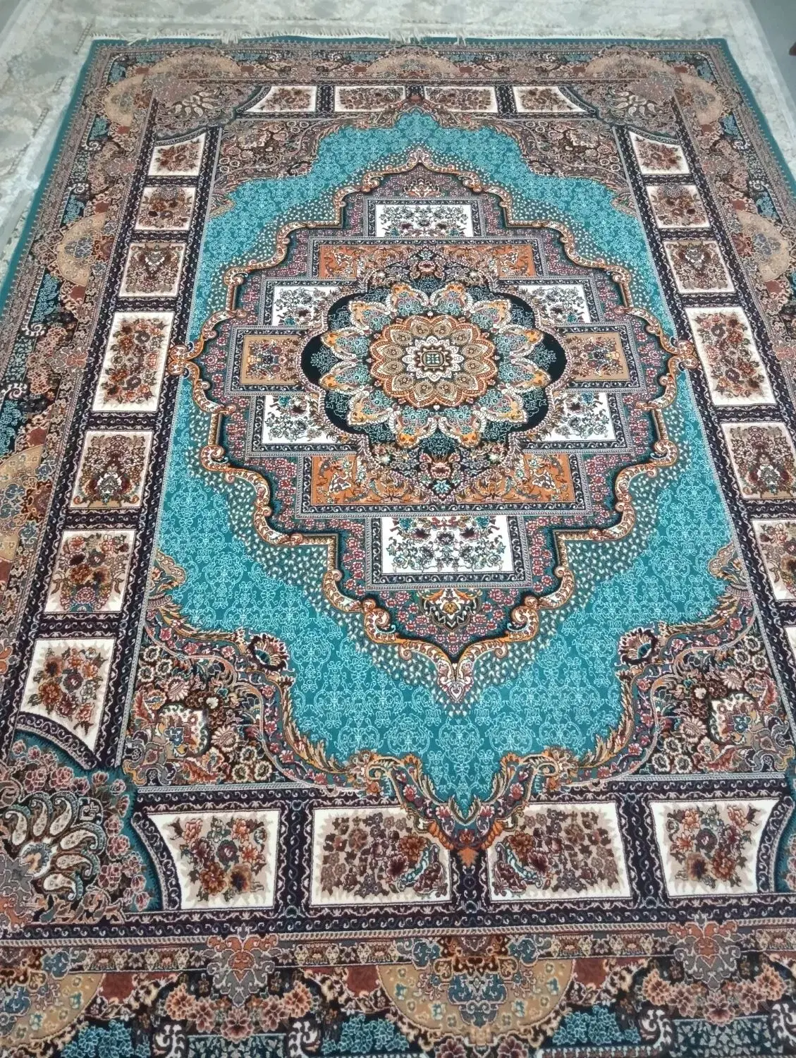 فرش|فرش|تربت جام, مسکن مهر|دیوار