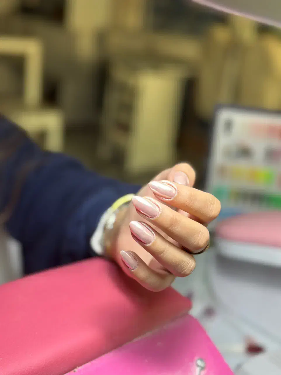 خدمات تخصصی ناخن|خدمات آرایشگری و زیبایی|چمستان, |دیوار