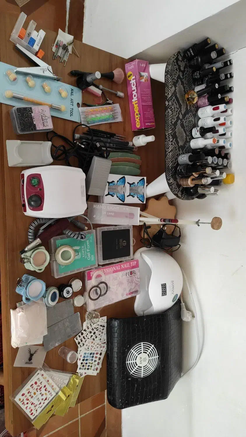 وسایل کاشت ناخن|آرایشی، بهداشتی، درمانی|جوانرود, |دیوار