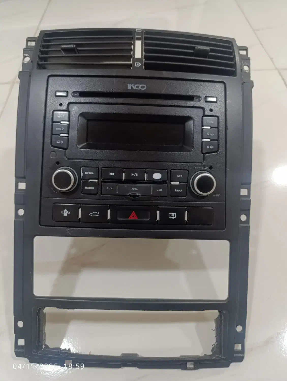 ضبط پخش فابریک پژو۴۰۵ داشبورد جدید در حد نو|قطعات یدکی و لوازم جانبی|تکاب, |دیوار