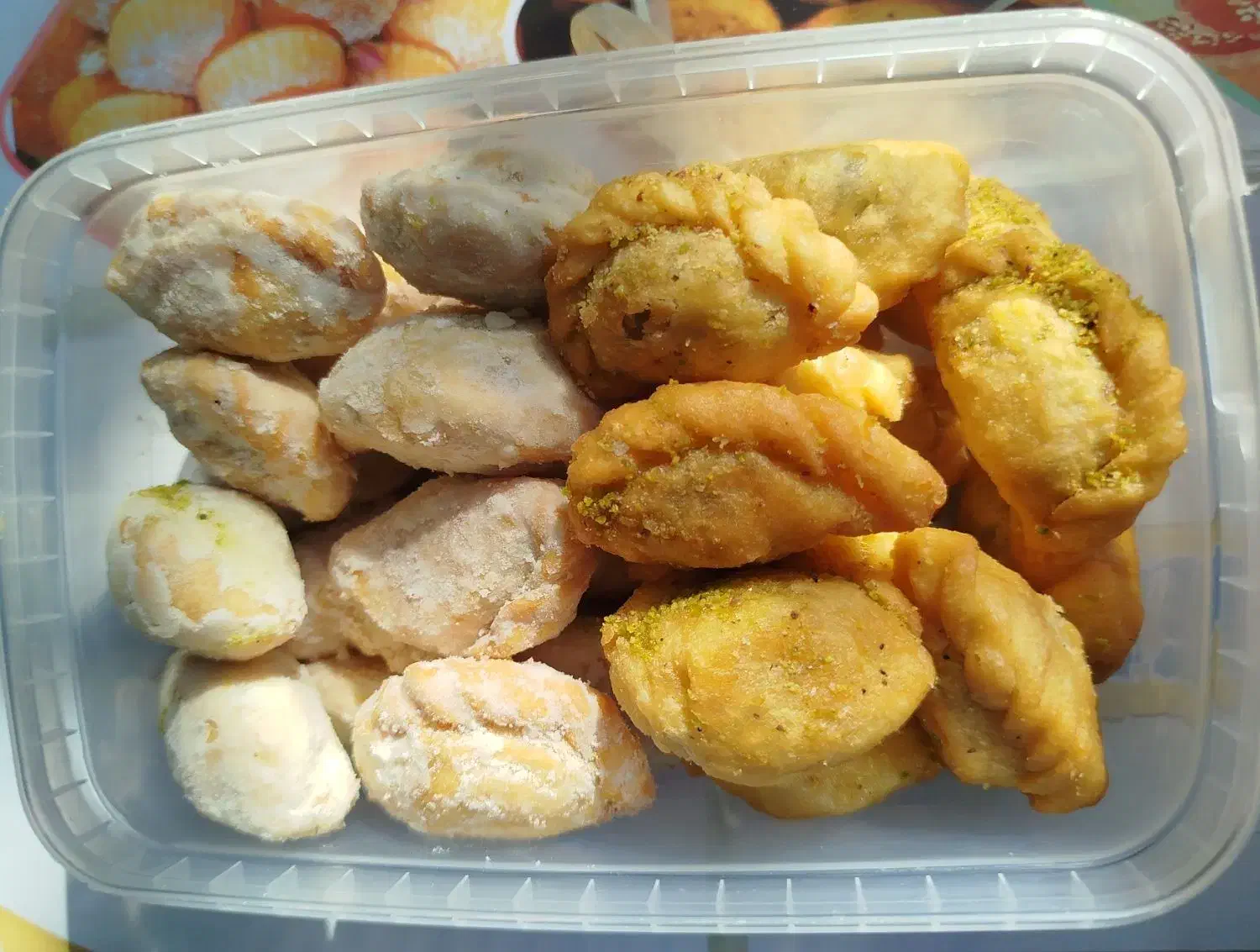 عرضه انواع شیرینی از شهر کرمان|خوردنی و آشامیدنی|مشهد, ده دی|دیوار