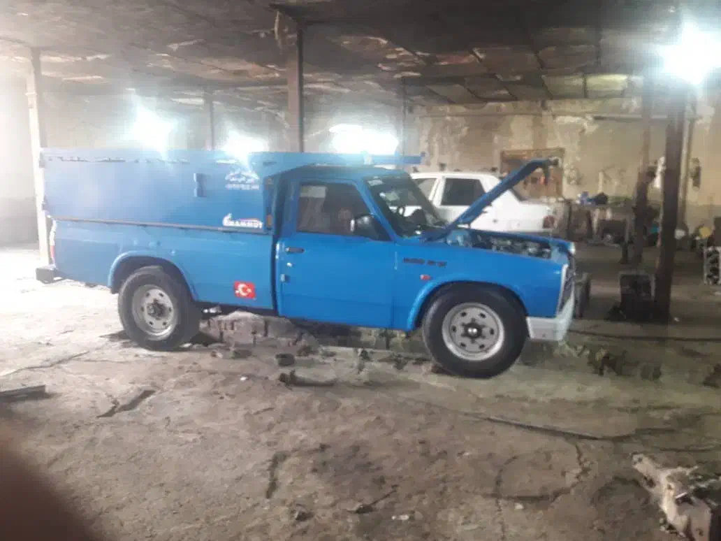 نیسان دیزل|خودرو سواری و وانت|خرمآباد, |دیوار