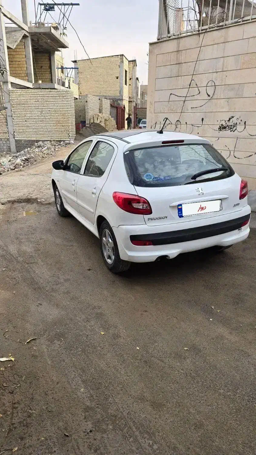 207پانا با رینگ مدل 1403|خودرو سواری و وانت|خمینیشهر, |دیوار