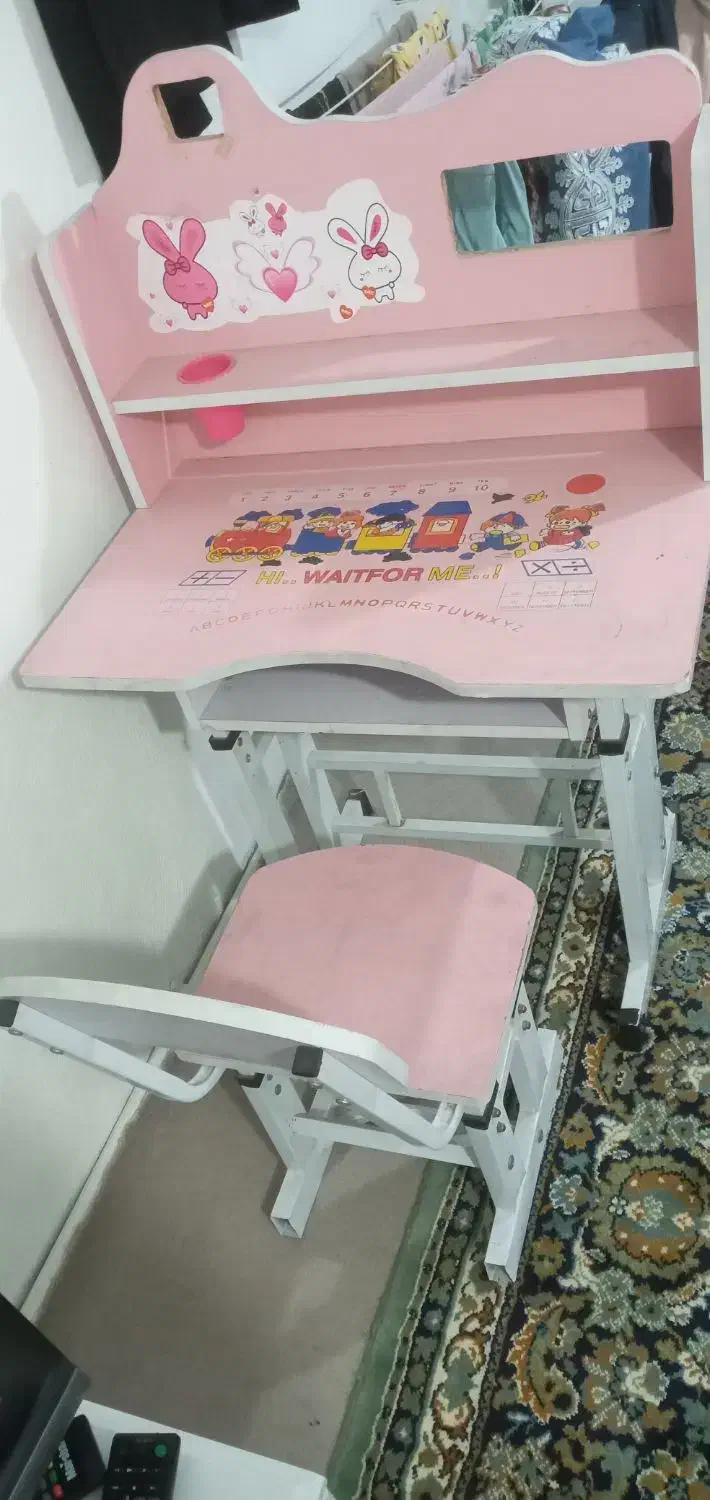 میز صندلی بچه|تخت و صندلی بچه|تهران, گلستان (شهرک راه آهن)|دیوار