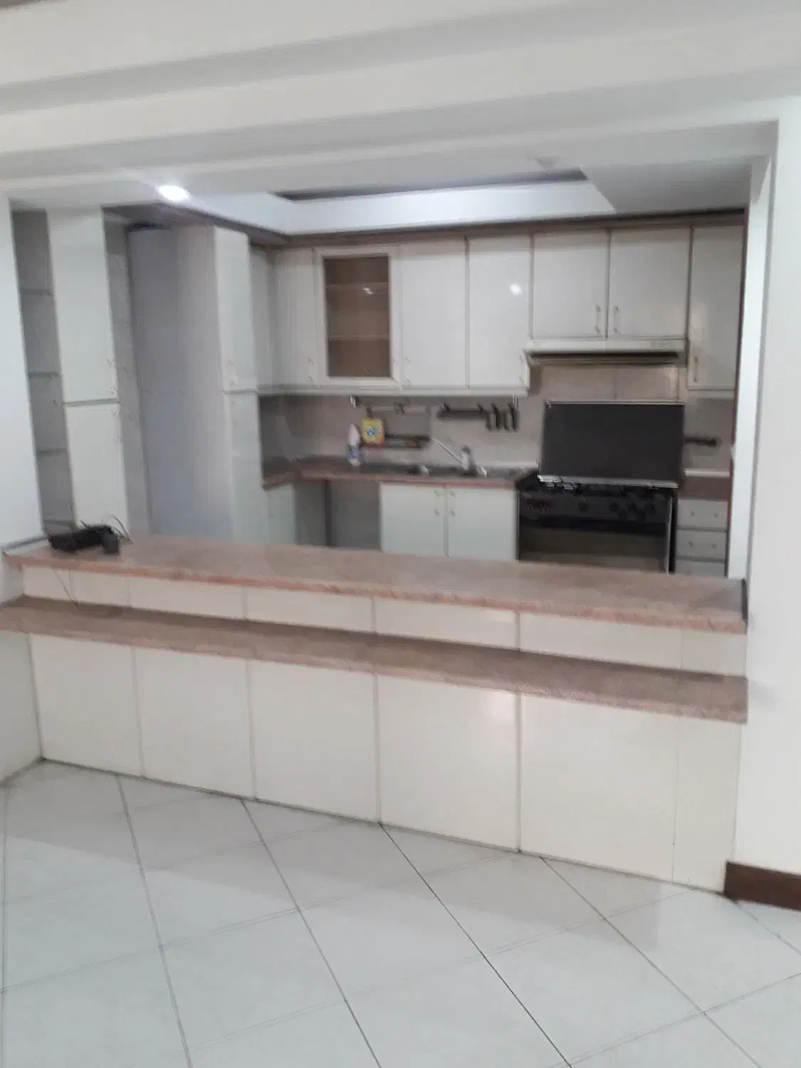 پارک ملت ناهید غربی 100متر 2خواب|اجارهٔ آپارتمان|تهران, امانیه|دیوار