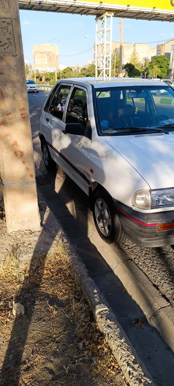 88بی رنگ و پلم|خودرو سواری و وانت|بیرجند, |دیوار