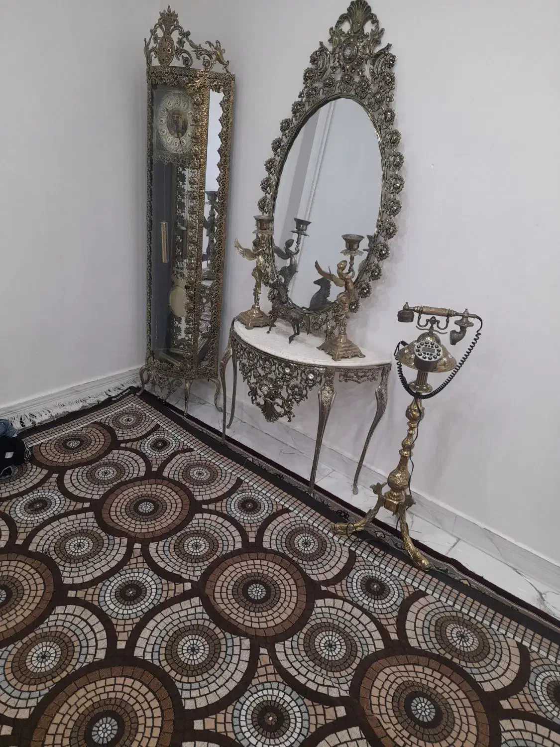 آینهشمدانساعتتلفنتمامبرنجی|آینه|شوشتر, |دیوار