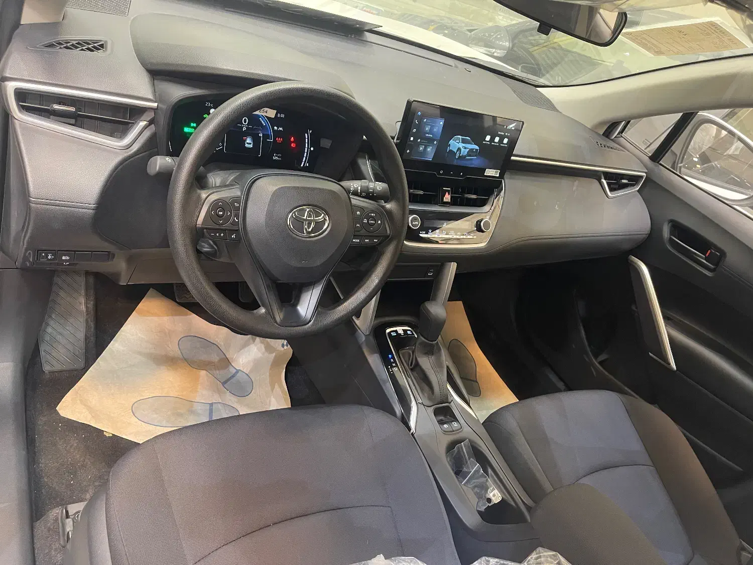 کرولا کراس 2025 هیبرید پلاک شده|خودرو سواری و وانت|اندیشه, شهرک صدف|دیوار