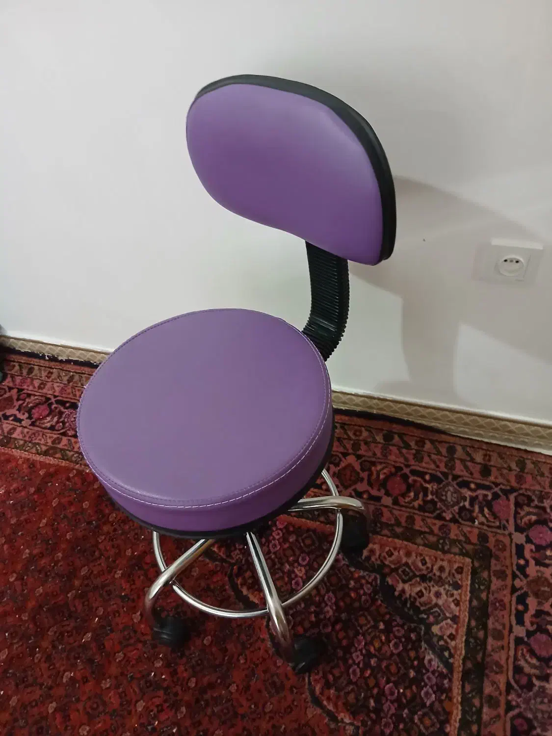 صندلی اریشگری|صندلی و نیمکت|بهارستان, |دیوار