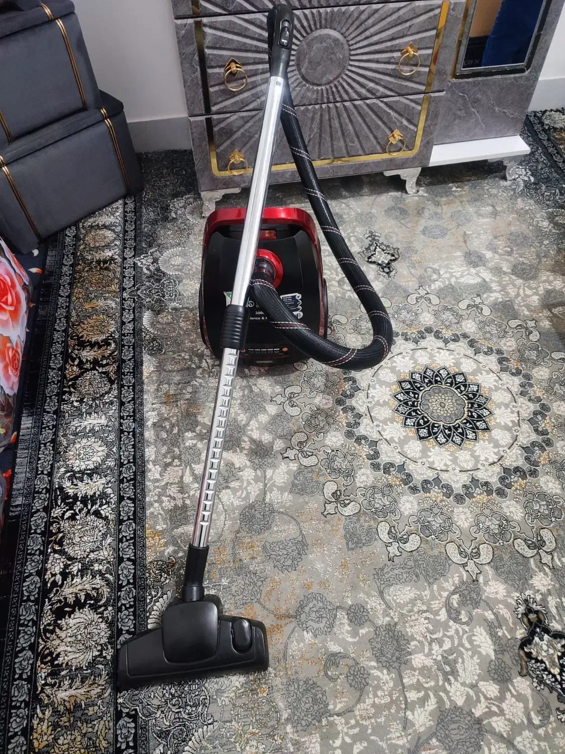 جارو ماشینی تمیز|جاروبرقی، جارو شارژی، بخارشو|تایباد, |دیوار