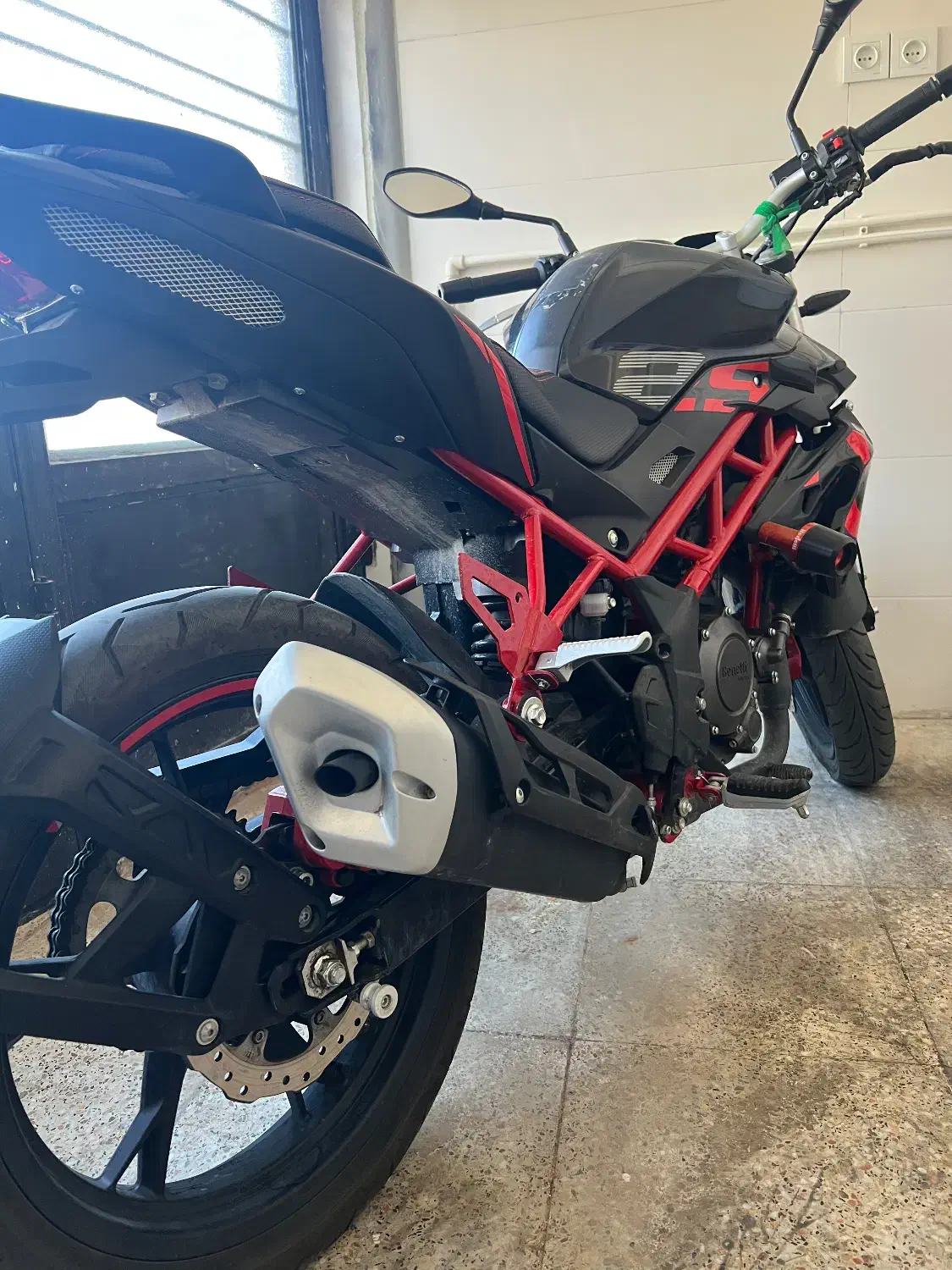 بنلی ۲۵۰ تک سیلند|موتورسیکلت|ایلام, |دیوار