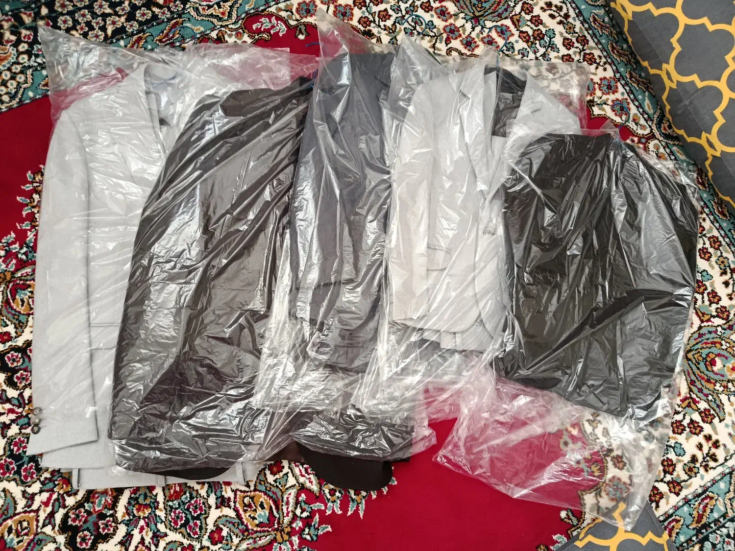 فروش کت شلوار با تخفیف عالی|لباس|مهریز, |دیوار