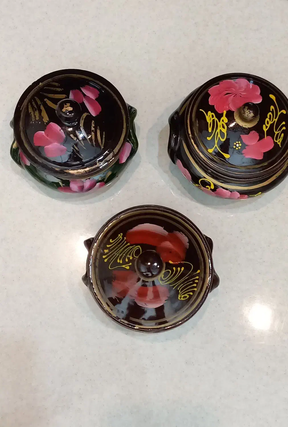 قندان|کلکسیون اشیاء عتیقه|سنندج, |دیوار