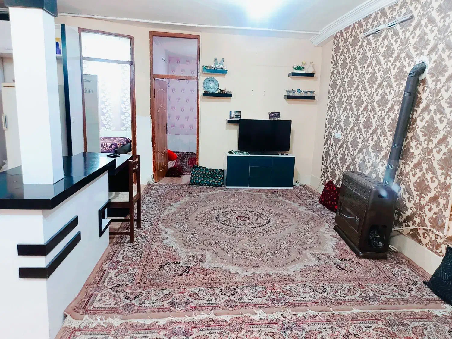 سوئیت اجاره ای ماهانه هفتگی روزانه|اجارهٔ کوتاهمدت آپارتمان و سوئیت|مشهد, هفت تیر (نه دره)|دیوار