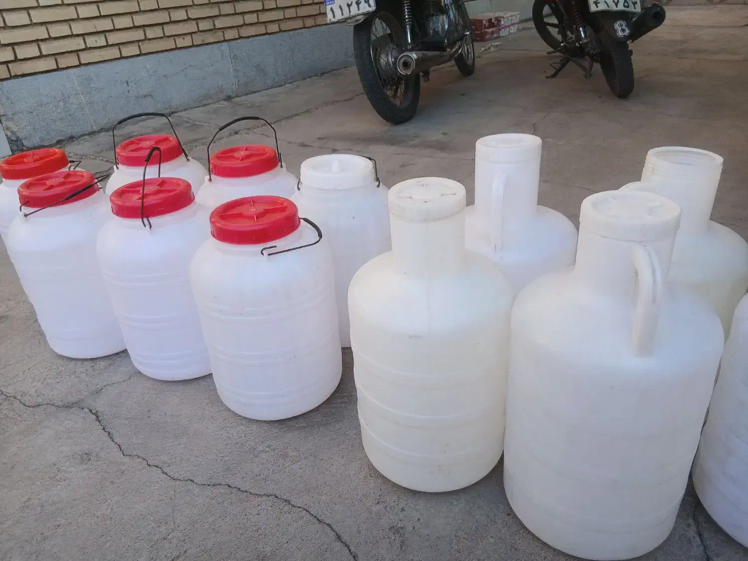 بشکه ۲۰ لیتری|ظروف نگهدارنده، پلاستیکی، یک‌بارمصرف|گتوند, |دیوار