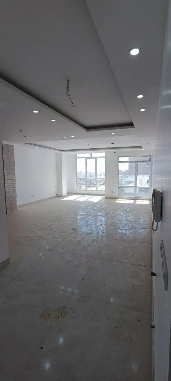 آپارتمان حاجبلوک/ رو به کوچه/ کم واحد/غرق نور|فروش آپارتمان|ساوه, |دیوار