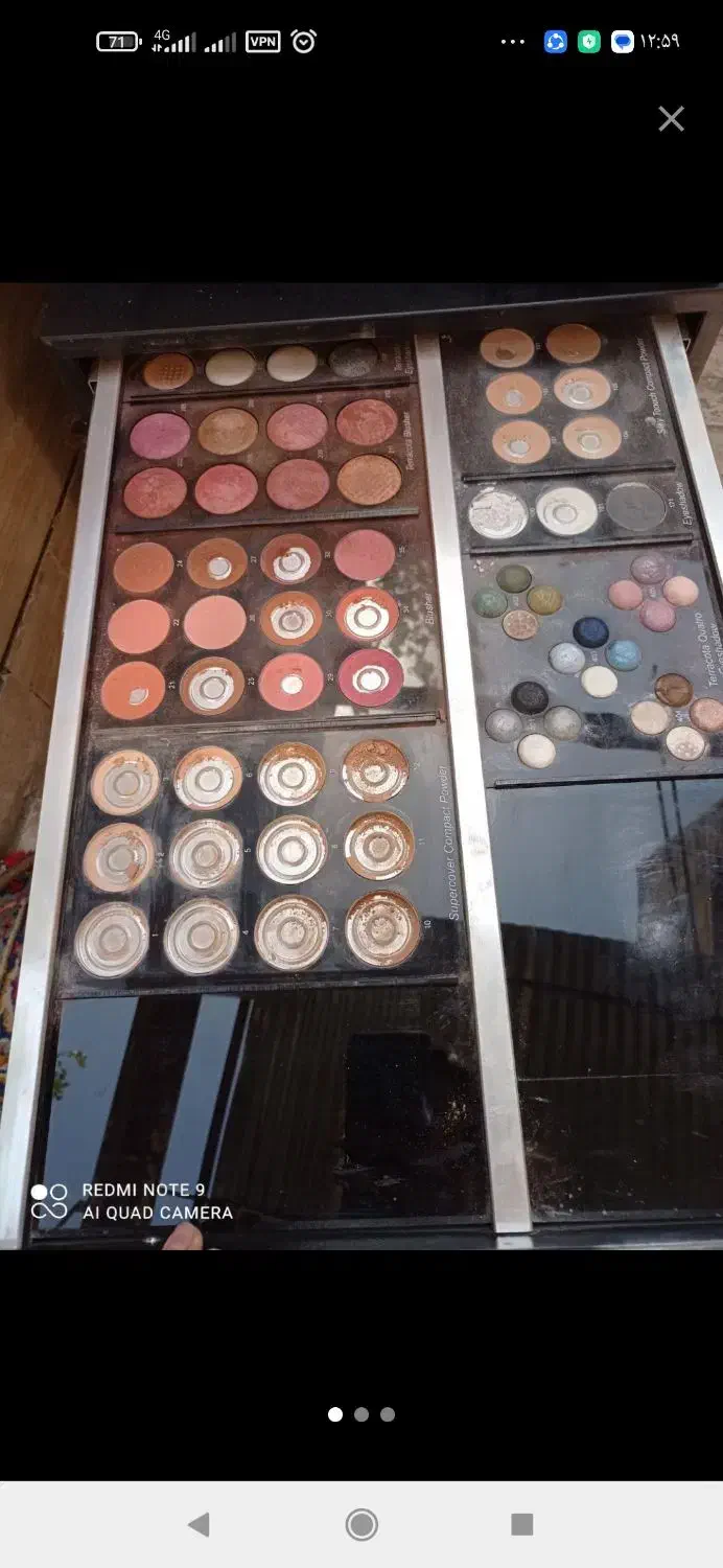 استند آرایشی|آرایشی، بهداشتی، درمانی|مشهد, شهرآرا|دیوار