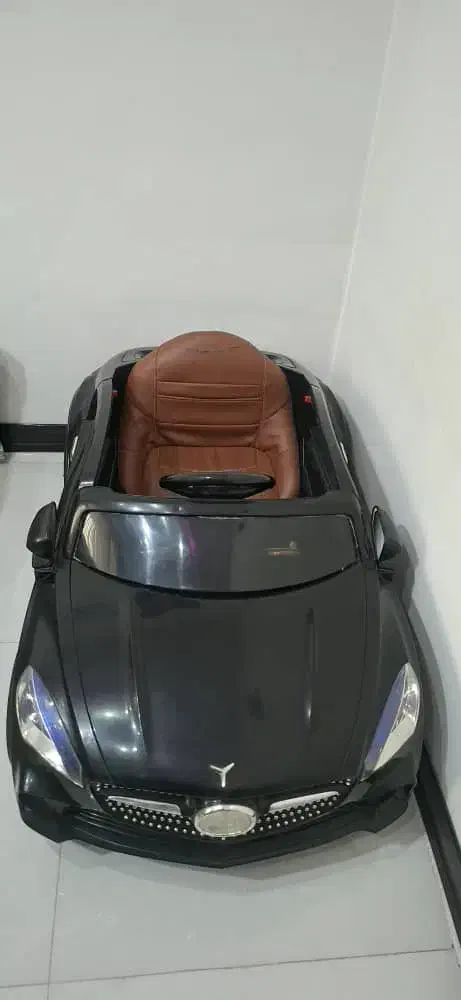 ماشین شارژی بنز|اسباب‌‌بازی|شهریار, شهرک وائین|دیوار