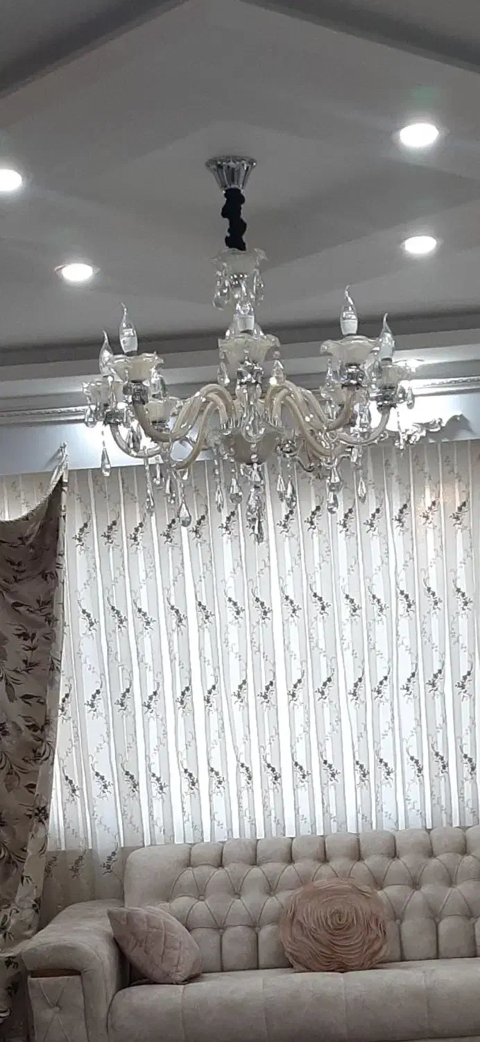 لوستر کریستالی 8شاخه همراه 8عدد لامپ، یک عدد|لوستر و چراغ آویز|نوشهر, |دیوار