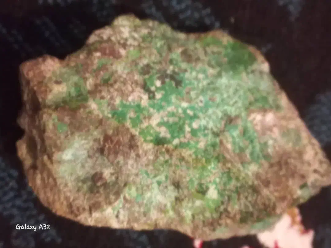 سنگ|بدلیجات|فردیس, نیروگاه برق|دیوار