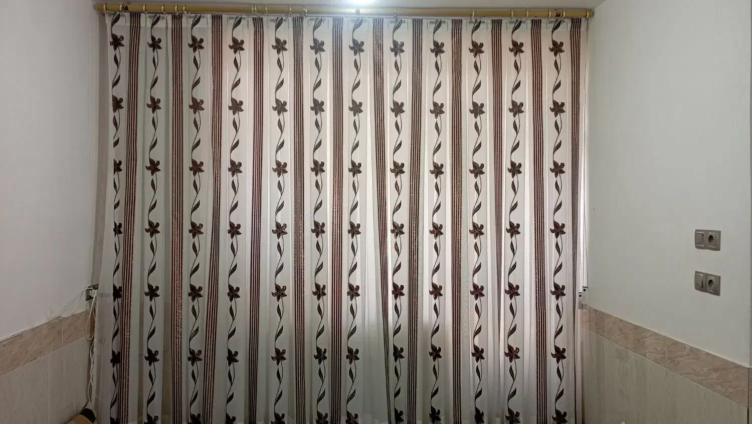 پرده|پرده، رانر، رومیزی|بردسکن, |دیوار