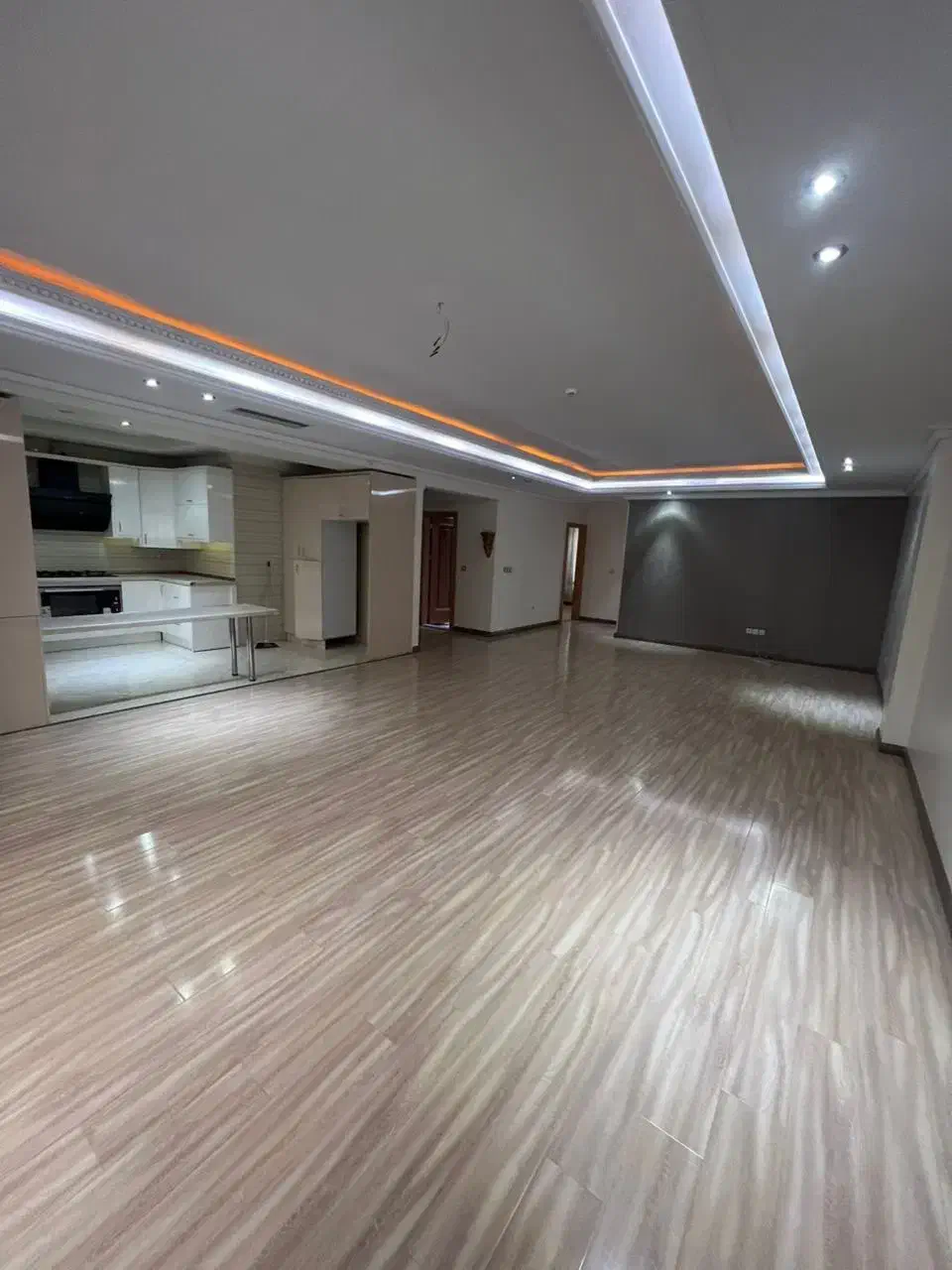 اجازه|اجارهٔ آپارتمان|تهران, ولنجک|دیوار