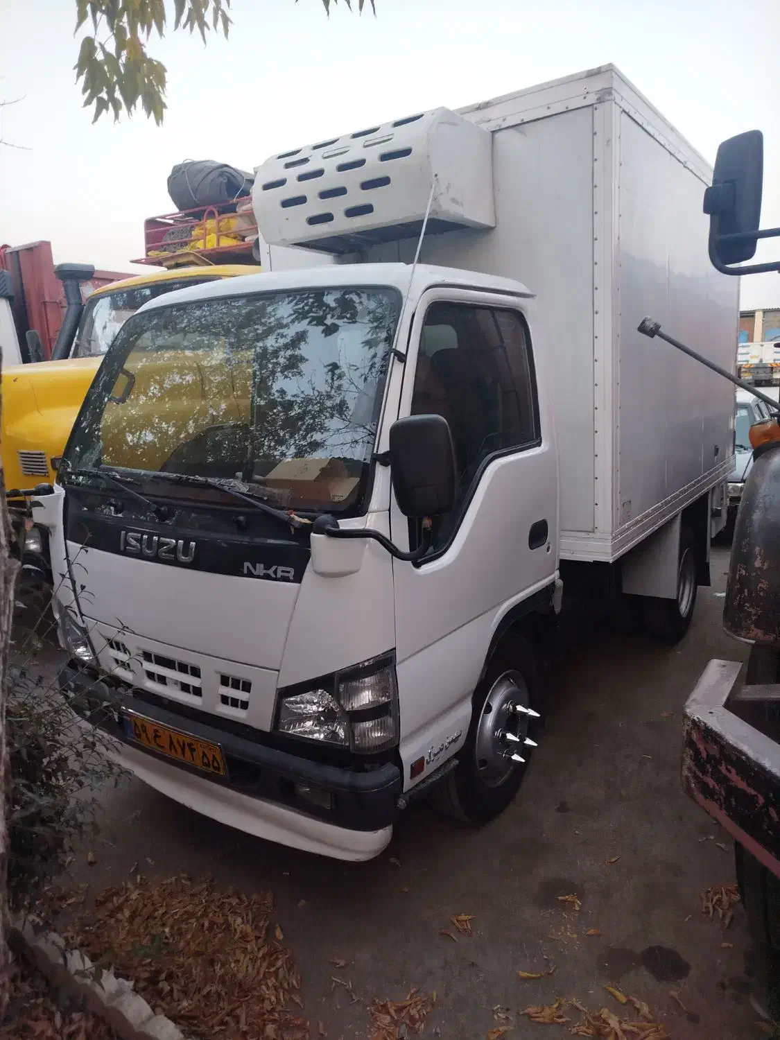 ایسوزو یخچالی ۵۲۰۰|خودرو سنگین|مشهد, طرق|دیوار