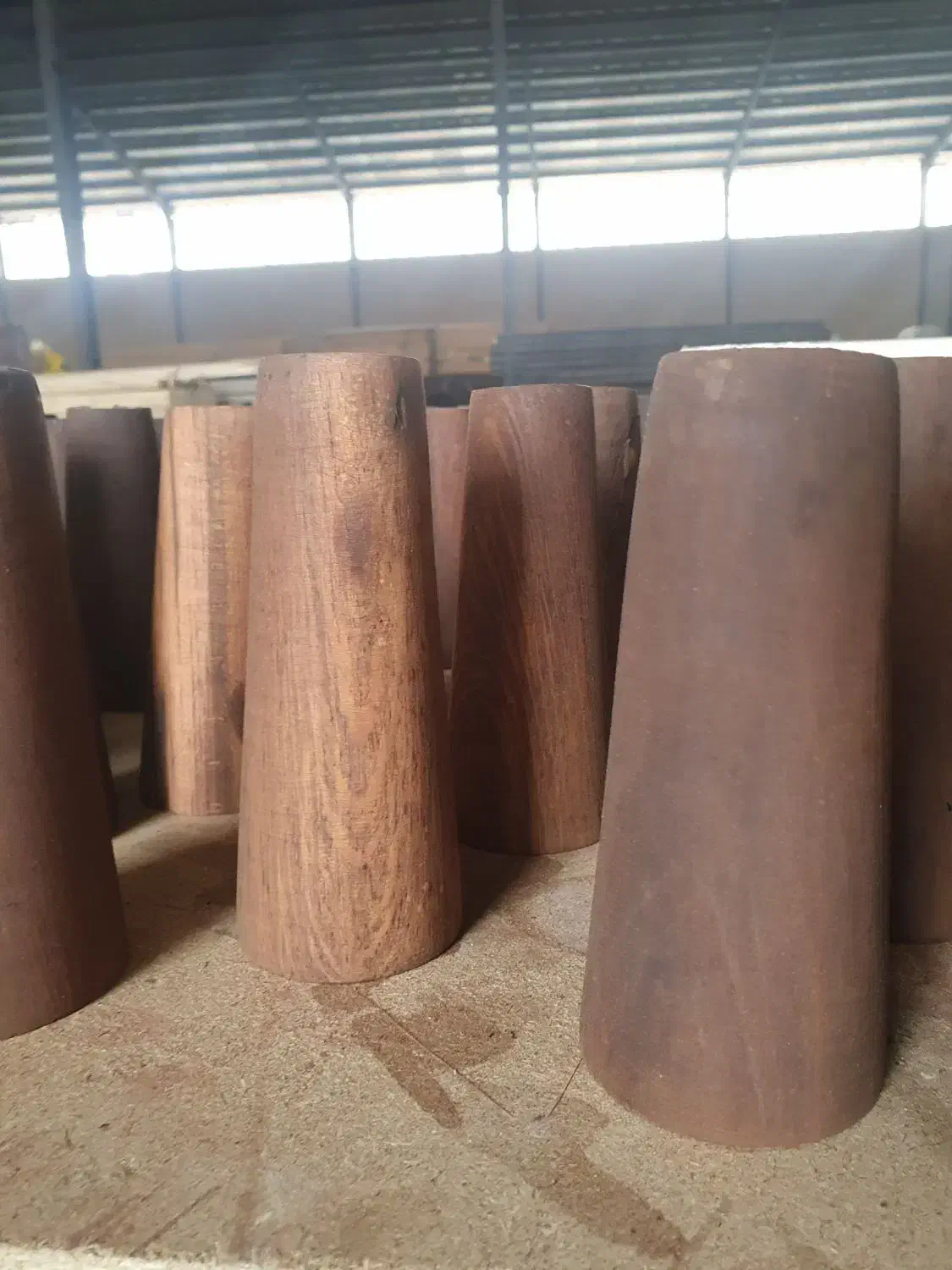 پایه مخروطی|مبلمان خانگی و میز عسلی|کهریزک, |دیوار