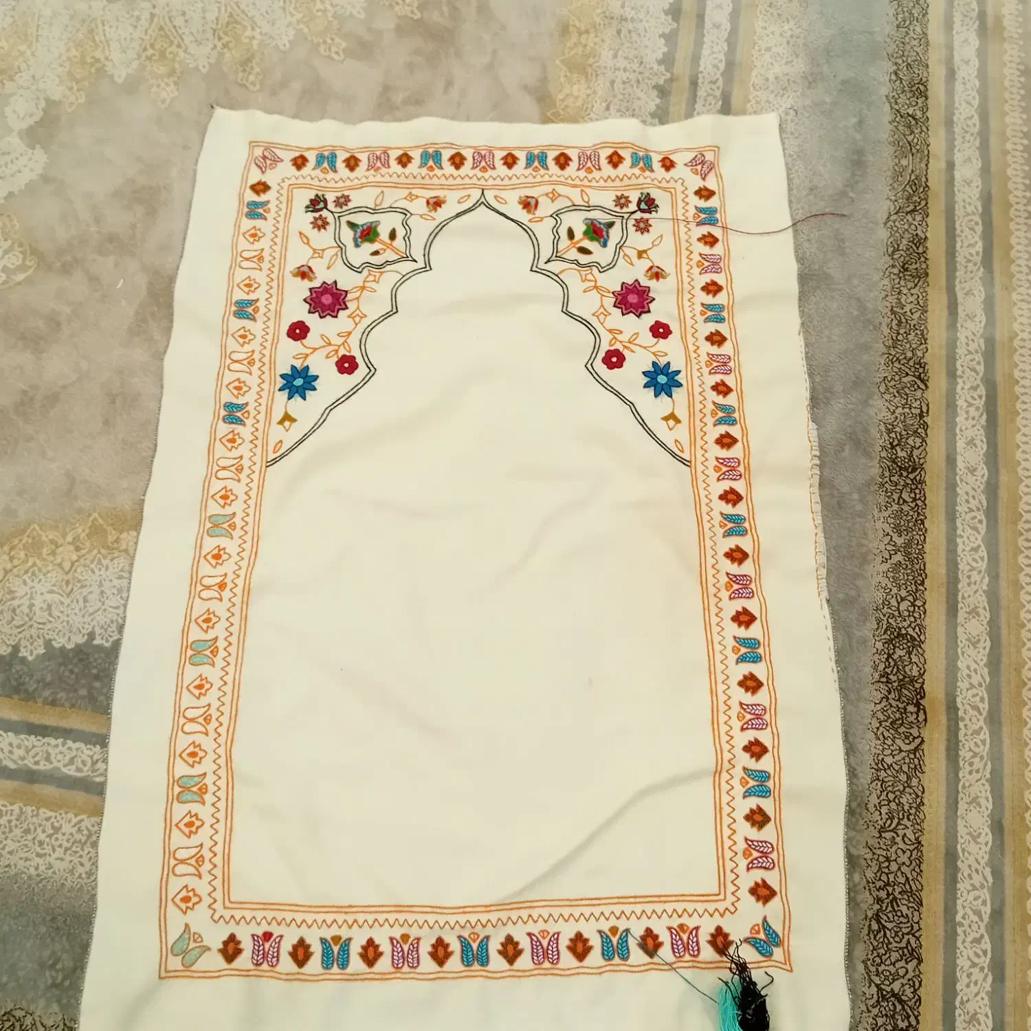 سفارش و دوخت انواع پته|صنایع دستی و سایر لوازم تزئینی|شیراز, بازار|دیوار