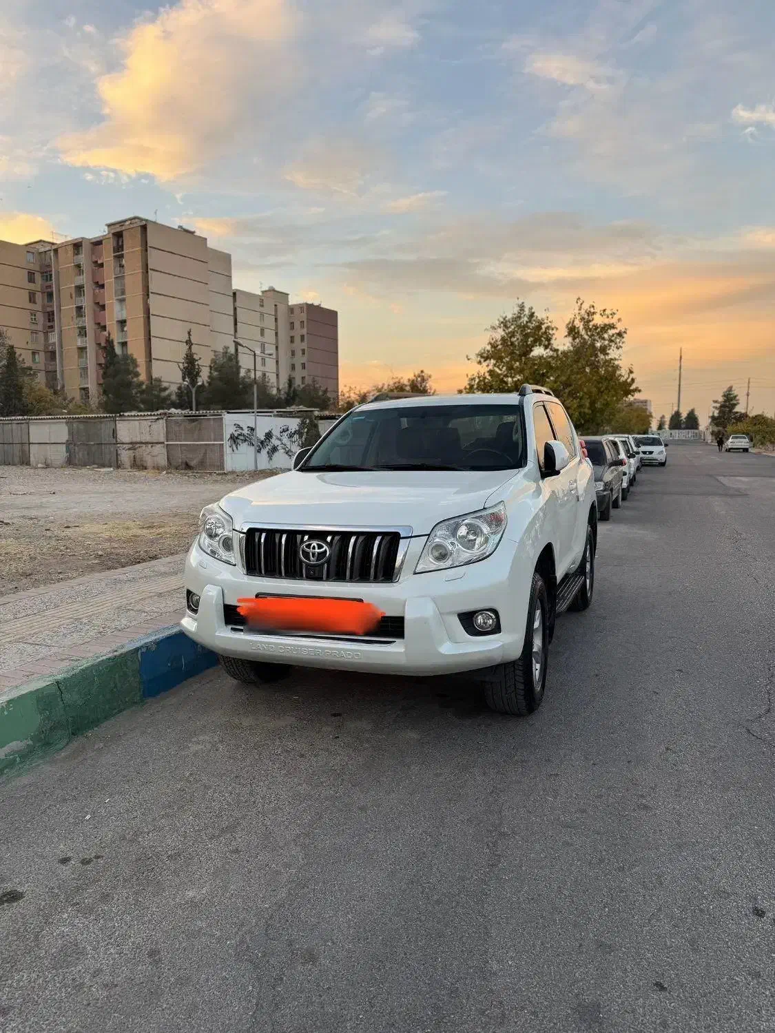 پرادو دو در ۲۰۱۲|خودرو سواری و وانت|شیراز, فرهنگ شهر|دیوار