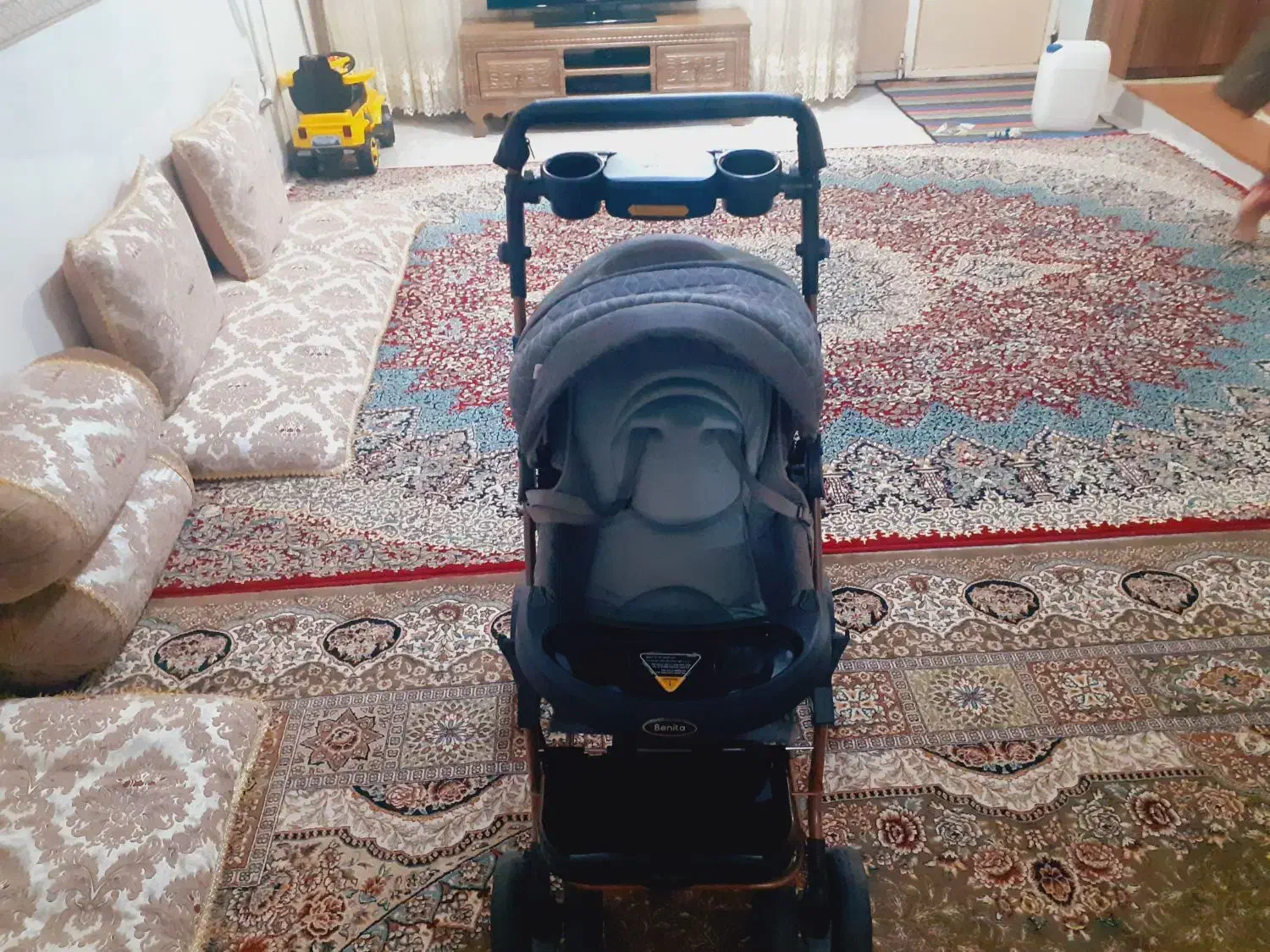 یک عددکالسکه بچه نو استفاده نشده خریدم برای بچه ام|کالسکه و لوازم جانبی|کهنوج, |دیوار