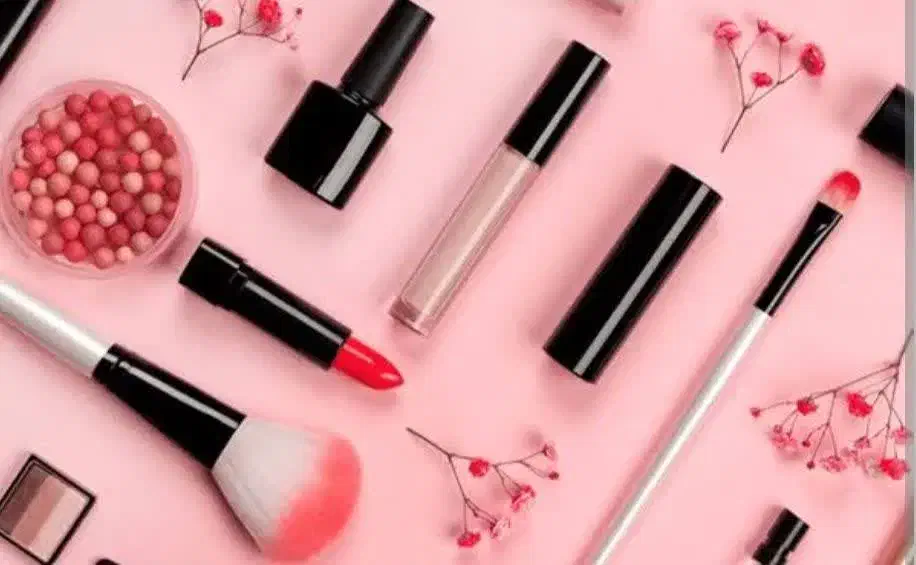 کارخانه لوازم آرایشی /کارگرساده/غذا/بیمه/سرویس|استخدام صنعتی، فنی، مهندسی|اندیشه, اندیشه فاز ۱|دیوار