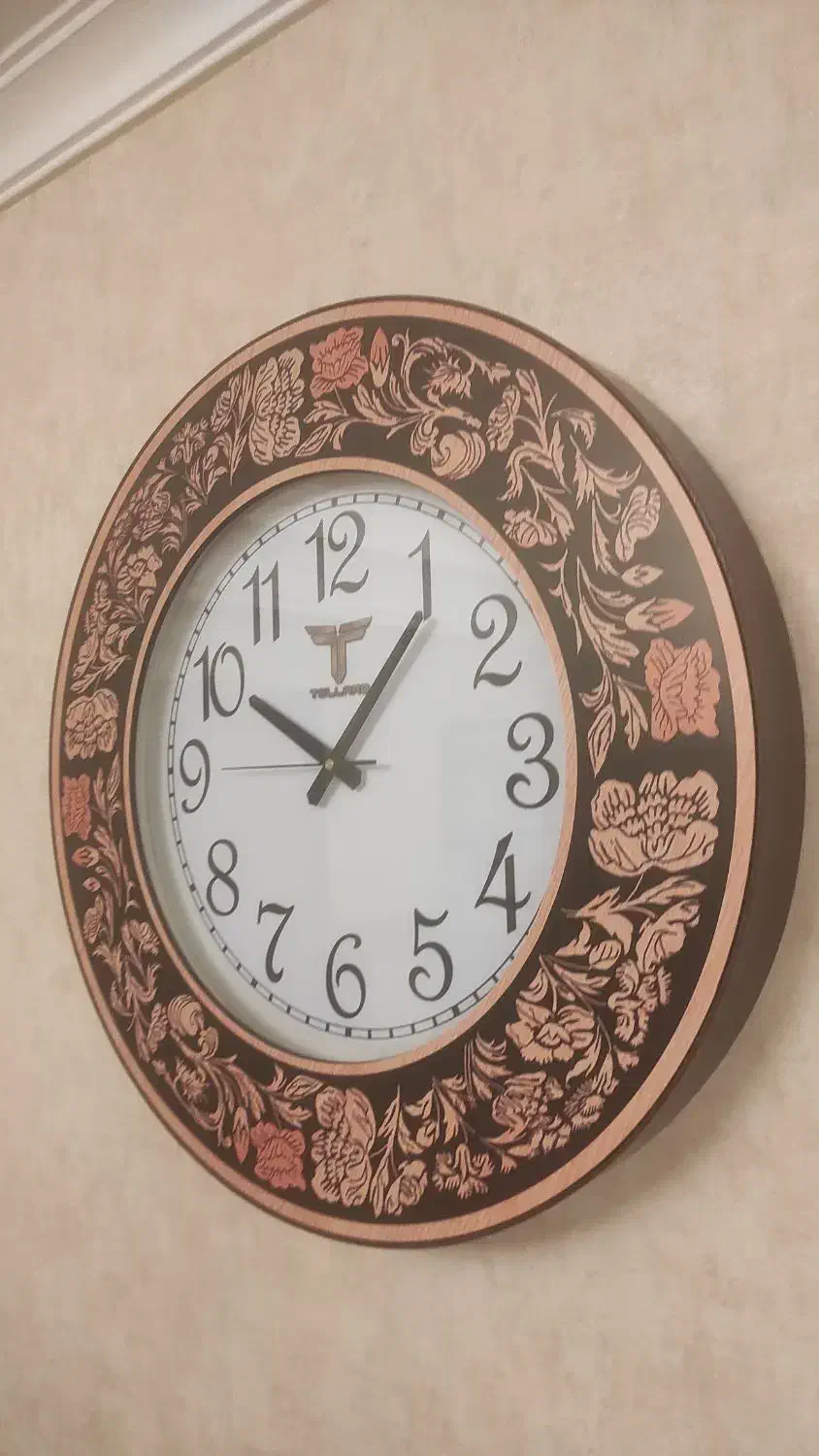 ساعت گرد قطر 60 سانت تمام چوبی بیصدا و نو|ساعت دیواری و تزئینی|تهران, پاسداران|دیوار