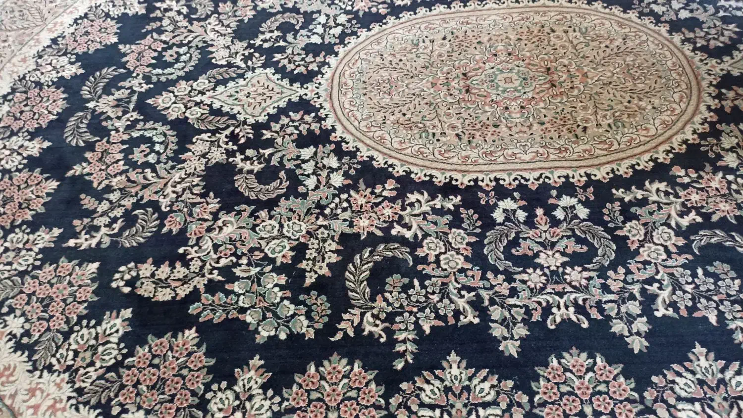 فروش فوری پانصد شانه ت 1000|فرش|اصفهان, شهید رجایی|دیوار