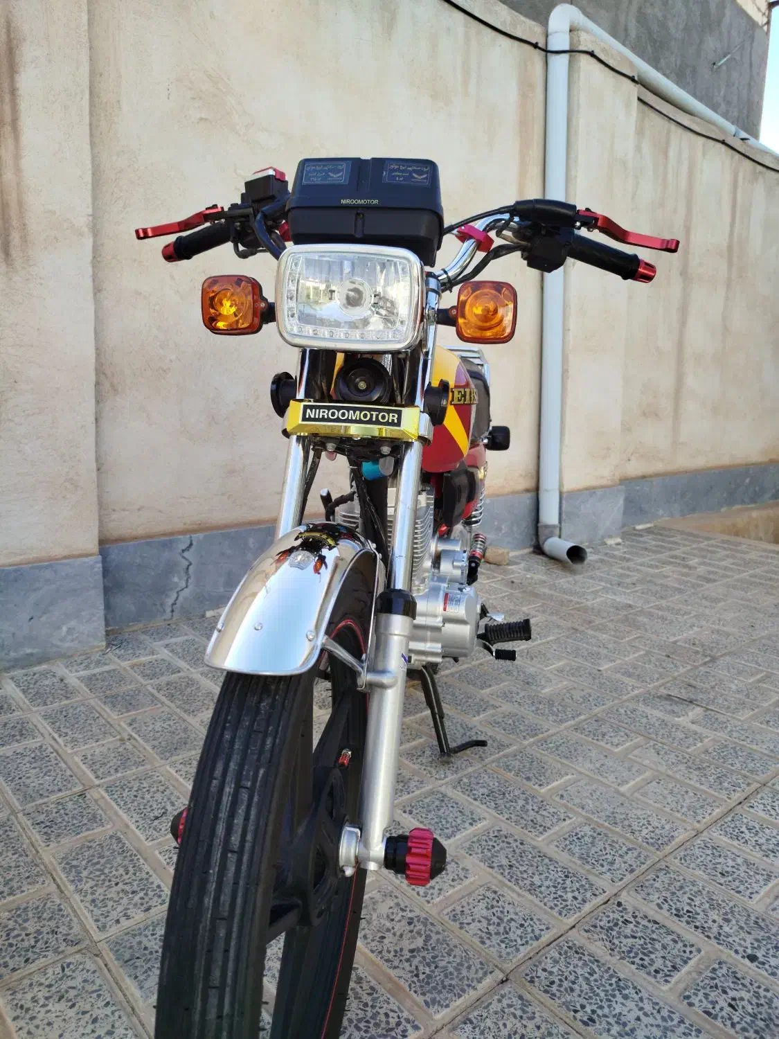 هوندا 200 احسان|موتورسیکلت|زاویه, |دیوار