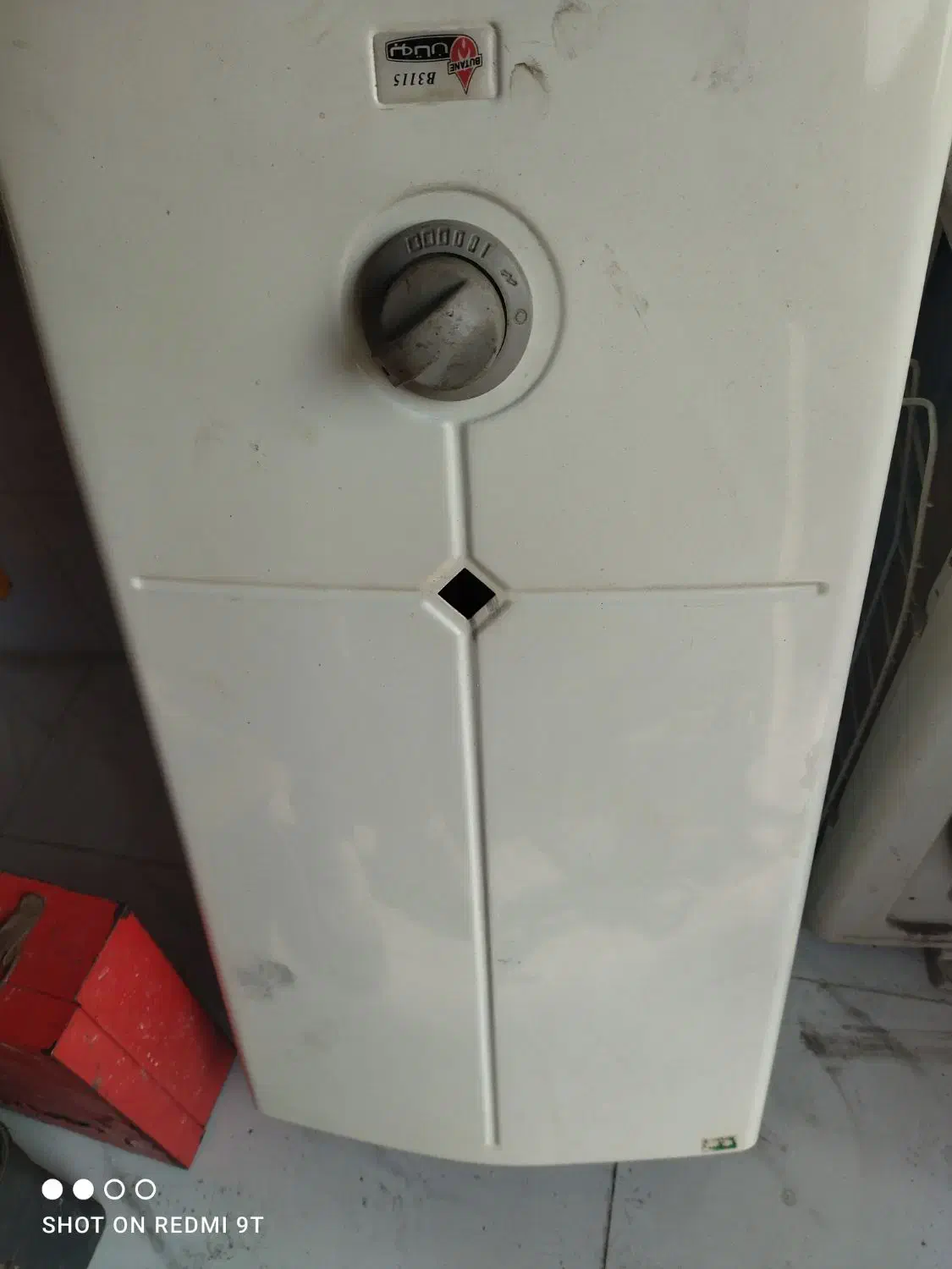 آبگرمکن مدل  ۳۱۱۵وسایل همه موجوده بدون مبدل|آبگرمکن، پکیج، شوفاژ|رشت, شهرک صبا|دیوار