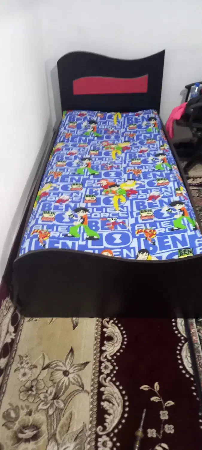 تخت خواب نوجوان همش کامل|تخت و سرویس خواب|تربت جام, معدآباد|دیوار