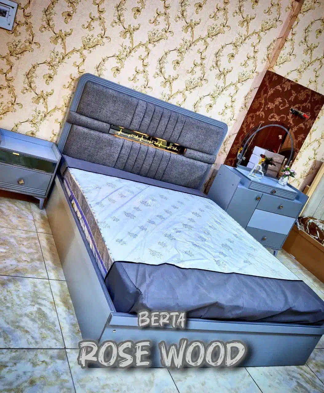 سرویس خواب ضربان|تخت و سرویس خواب|قم, کلهری|دیوار