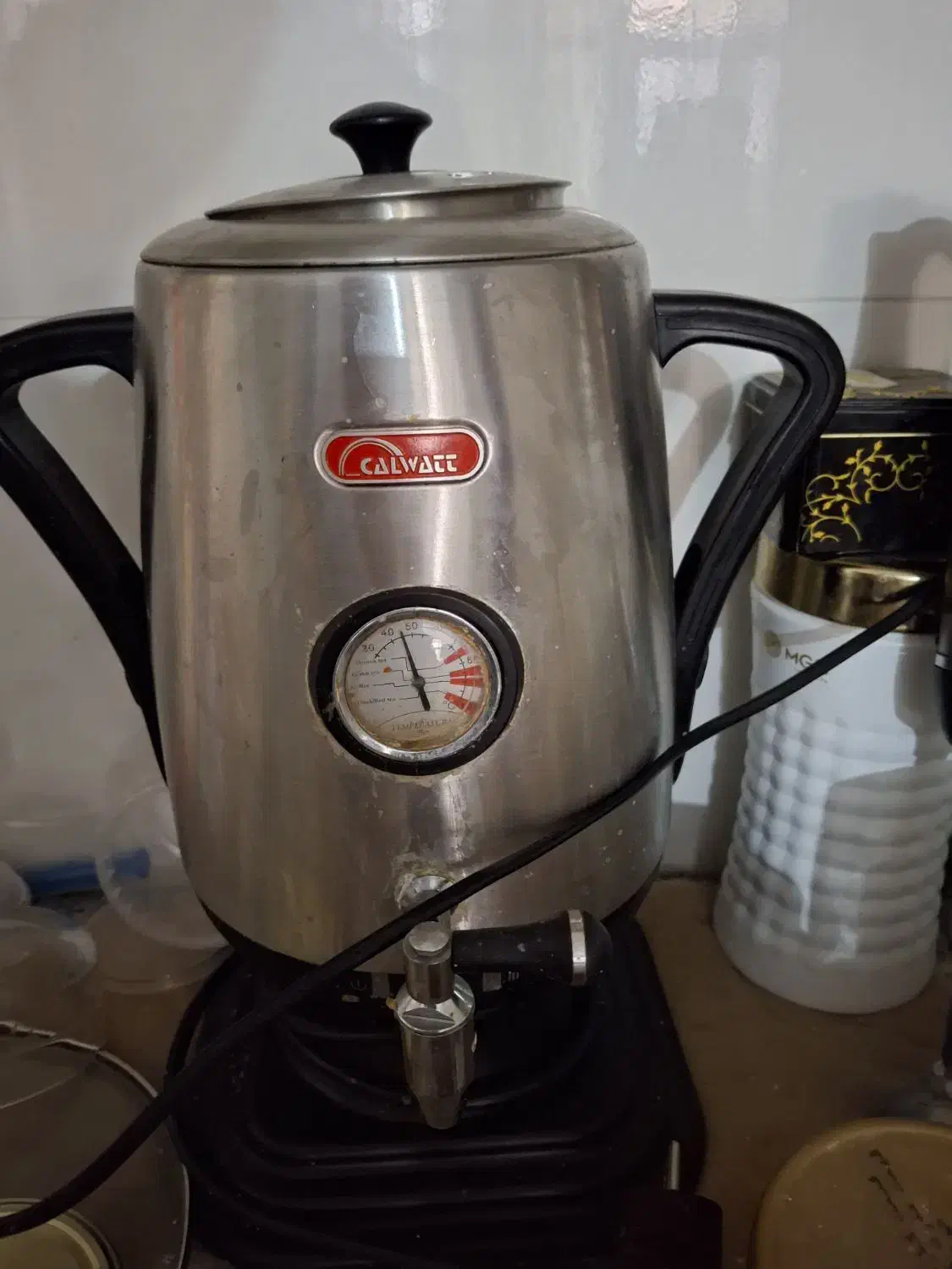 سماوربرقی درحدنو|سماور، چایساز، قهوهساز|قم, نیروگاه|دیوار