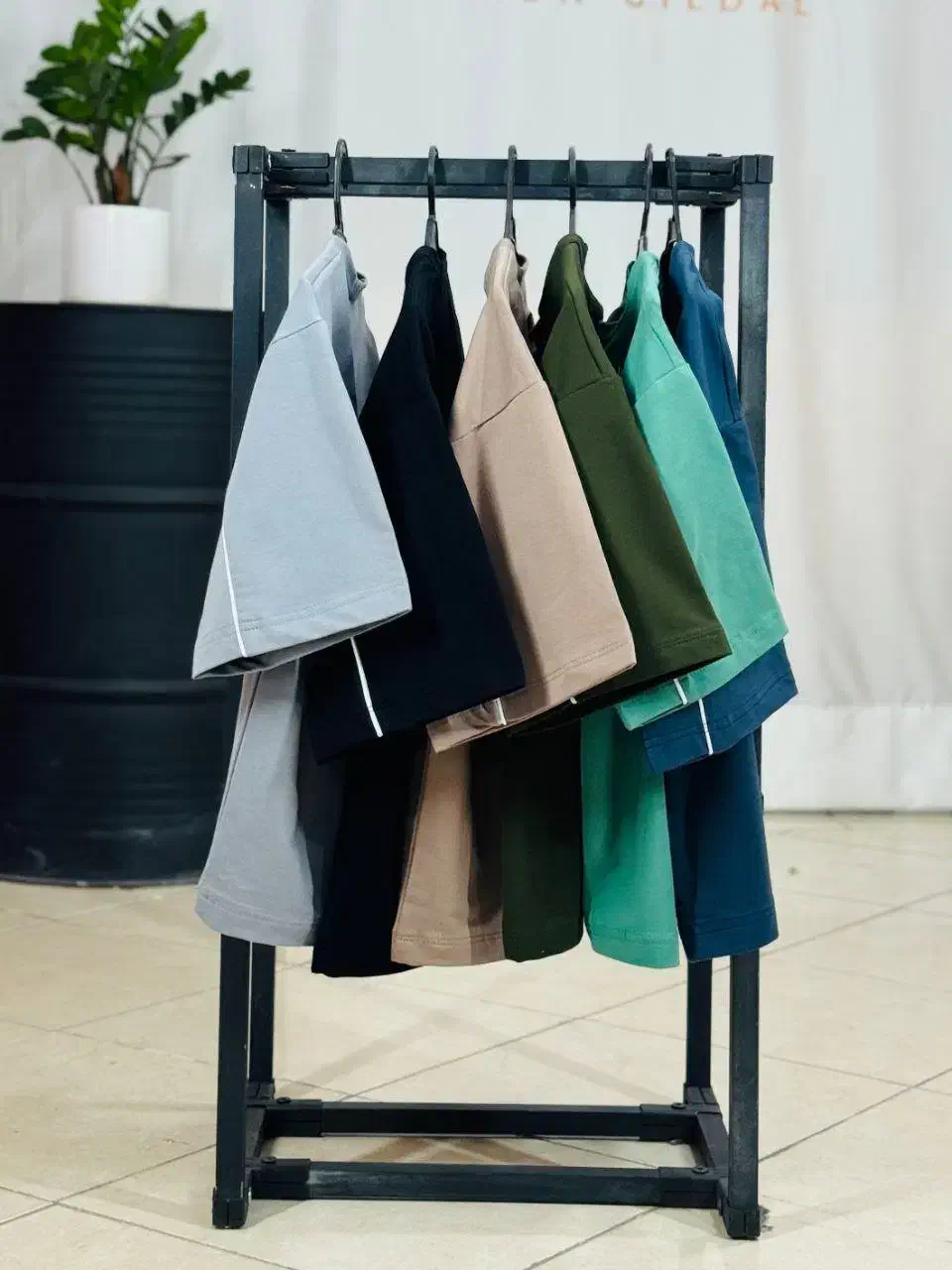 استخدام ادمین و ادیتور صدا و تصویر ( پیج مداحی )|استخدام رایانه و فناوری اطلاعات|تبریز, |دیوار